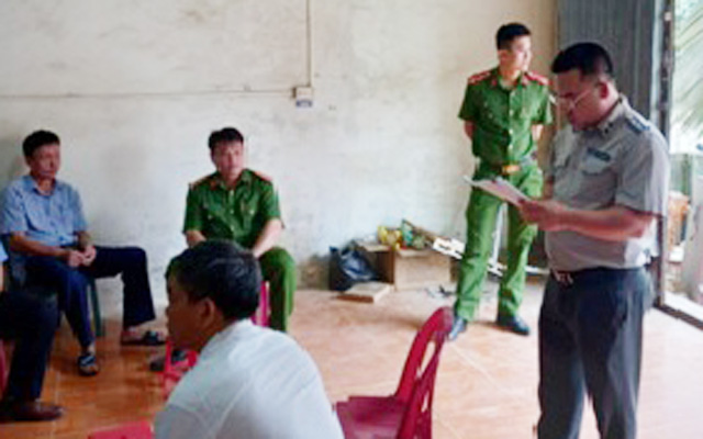 Chi cục THADS huyện Lang Chánh tổ chức cưỡng chế, giao tài sản thành công