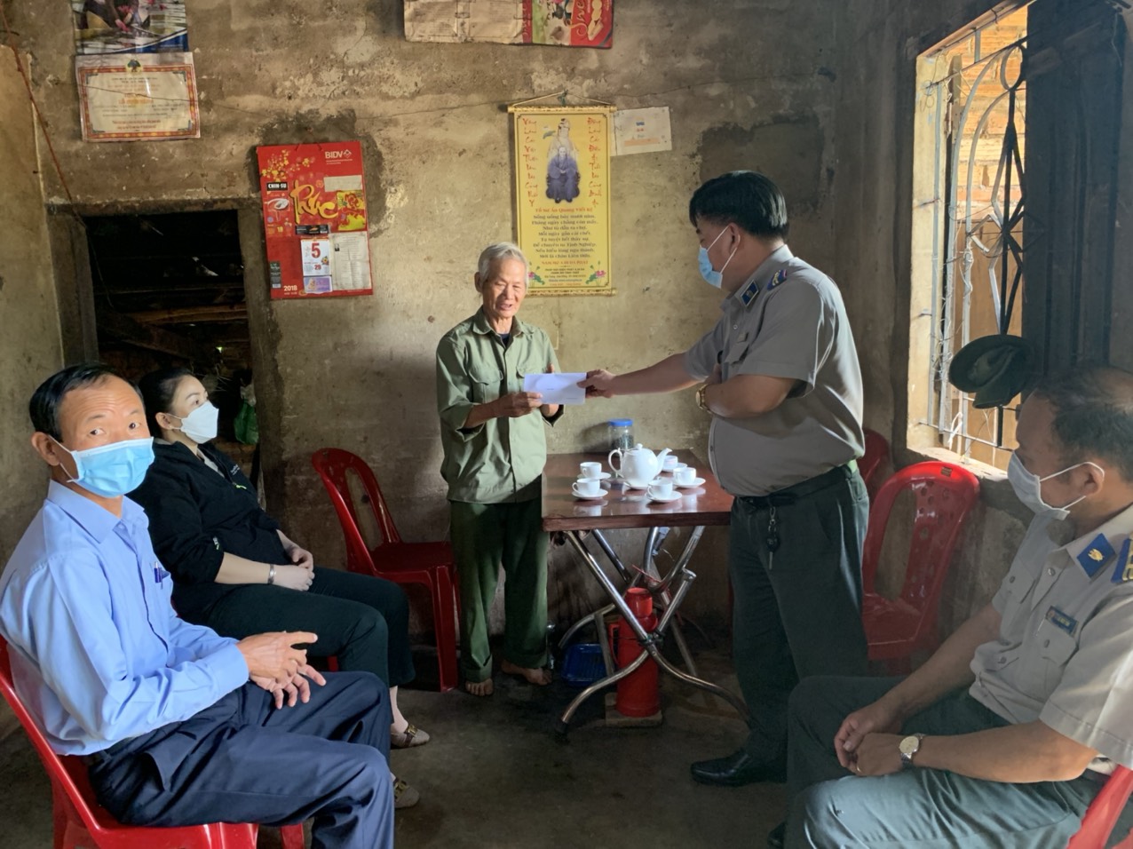 Phong trào thi đua “Ngành Tư pháp chung sức góp phần xây dựng nông thôn mới”, năm 2021 ( Chi cục Thi hành án dân sự huyện Lâm Hà).