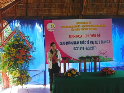 Sinh hoạt chuyên đề nhân kỷ niệm ngày Quốc tế Phụ nữ 8/3