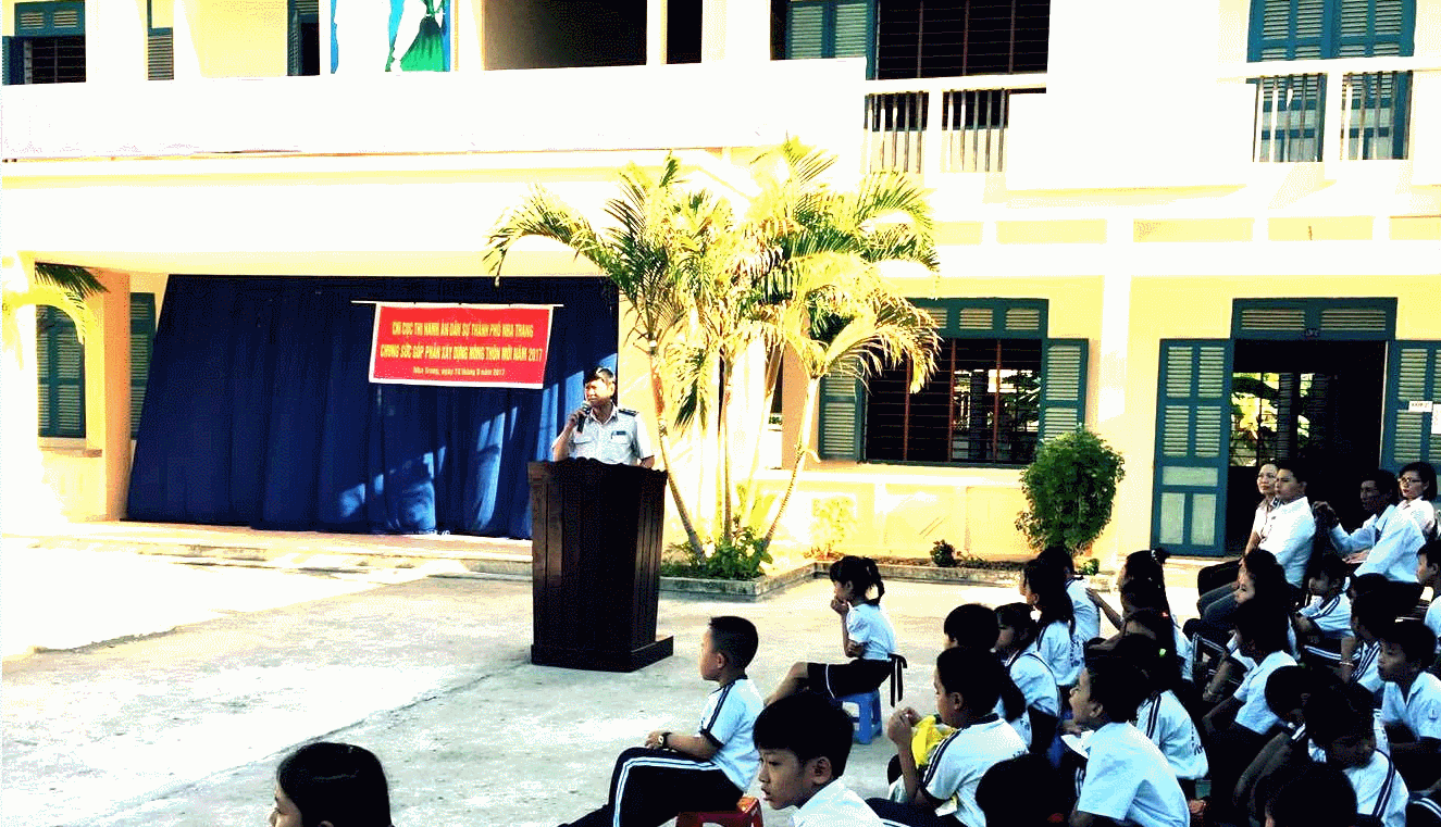 Lãnh đạo Cục làm việc với Chi cục THADS thành phố Nha Trang về việc thực hiện nhiệm vụ công tác năm 2016