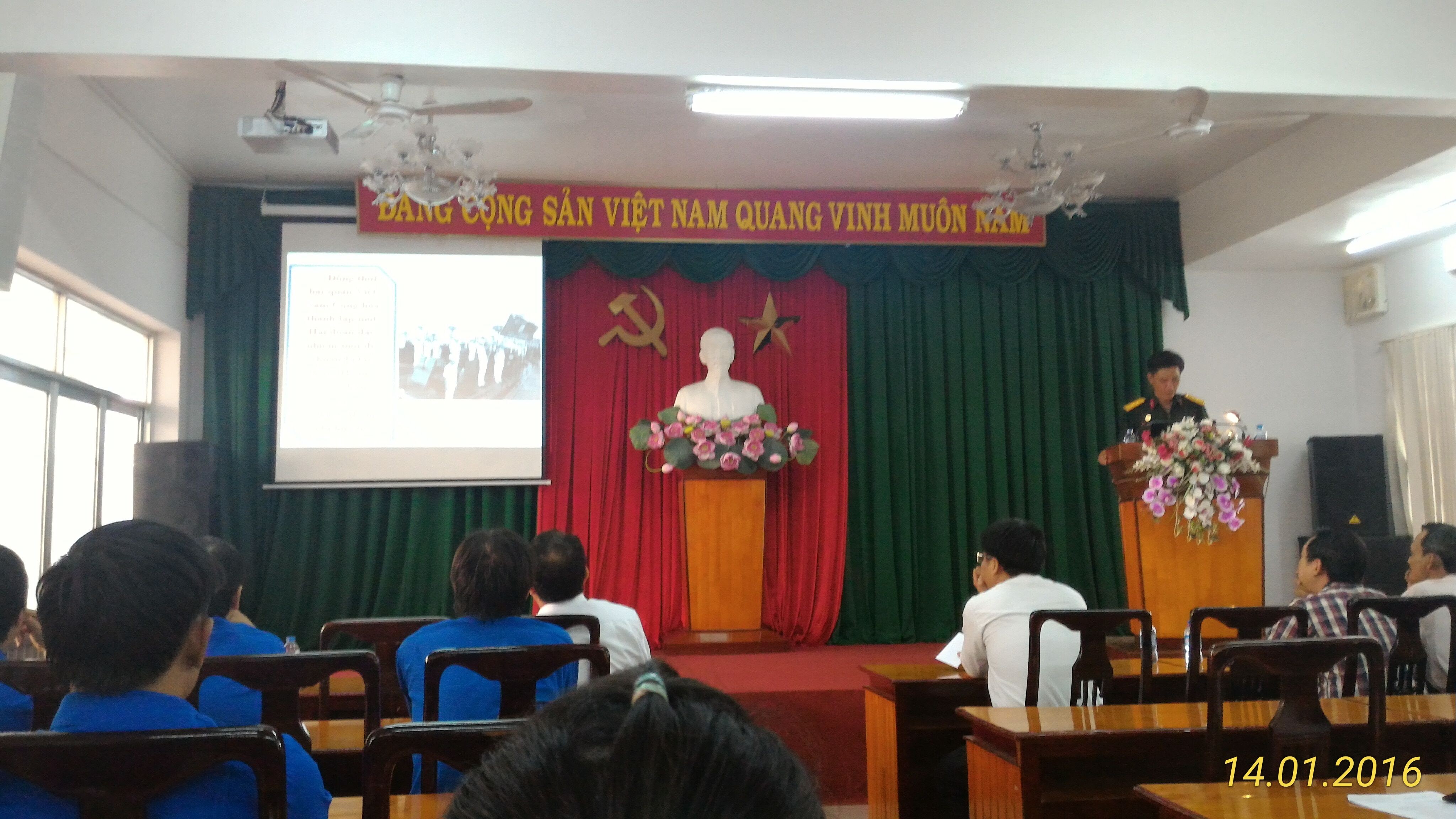 Hoạt động biển đảo của Chi Đoàn thanh niên Cục thi hành án dân sự tỉnh