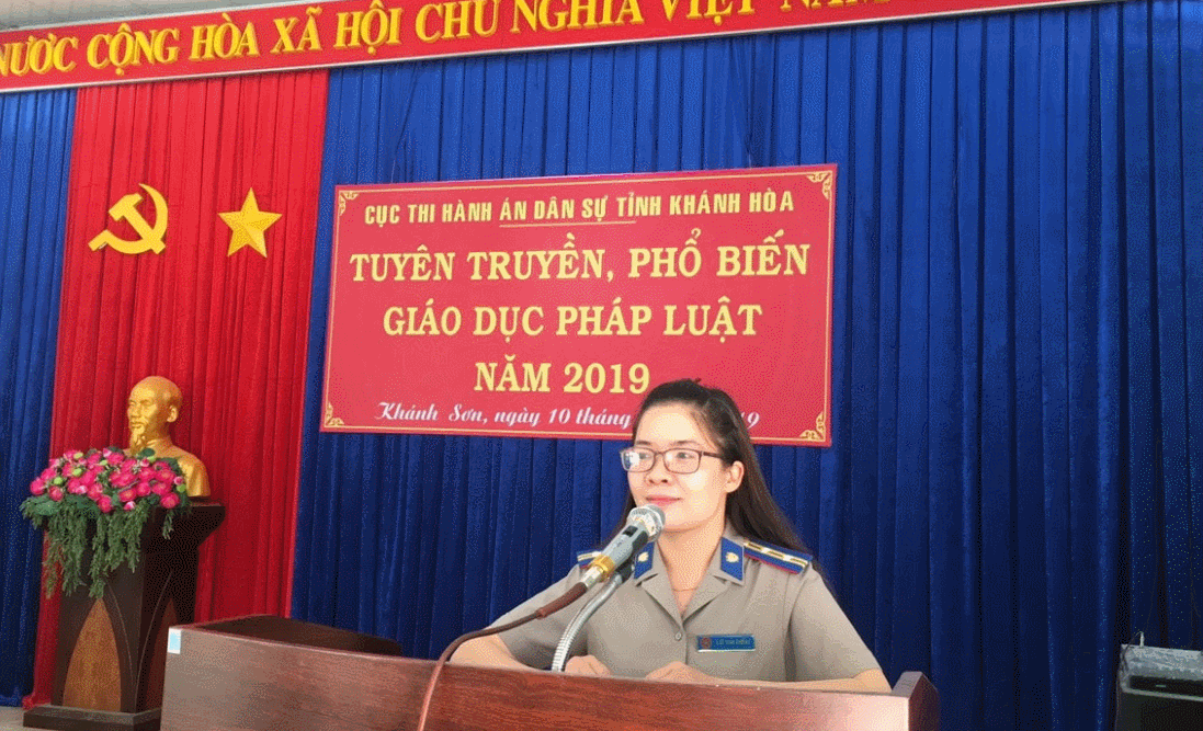 Tuyên truyền, phổ biến pháp luật cho người dân xã Thành Sơn, huyện Khánh Sơn