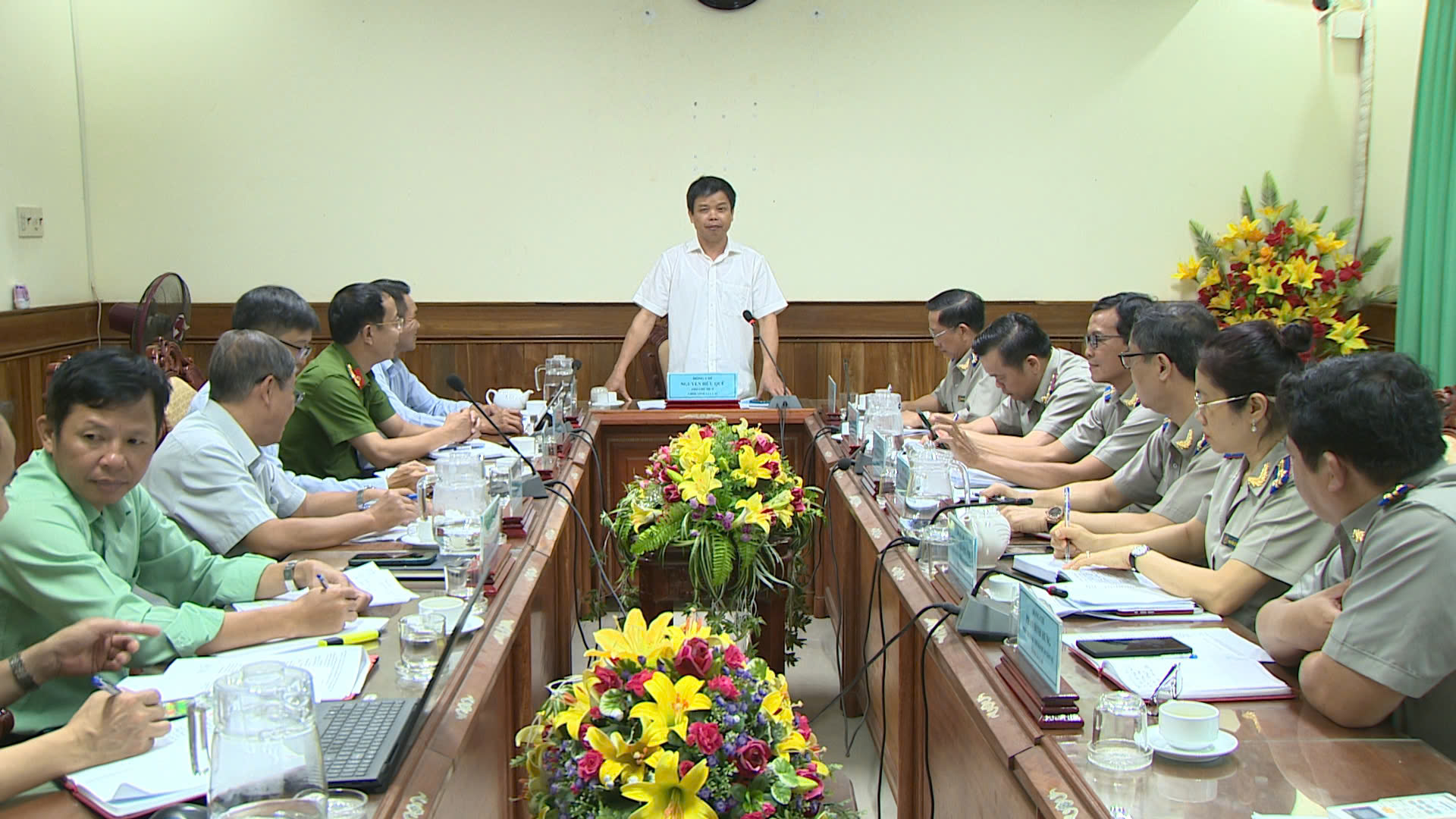 Gia Lai: Phó chủ tịch UBND tỉnh Nguyễn Hữu Quế làm việc tại Thi hành án dân sự tỉnh