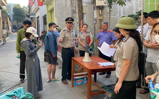 Chi cục THADS TP Sầm Sơn giao tài sản cho người mua trúng đấu giá thành công