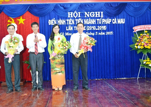 Sở Tư pháp tỉnh Cà Mau - điển hình tiên tiến ngành Tư pháp