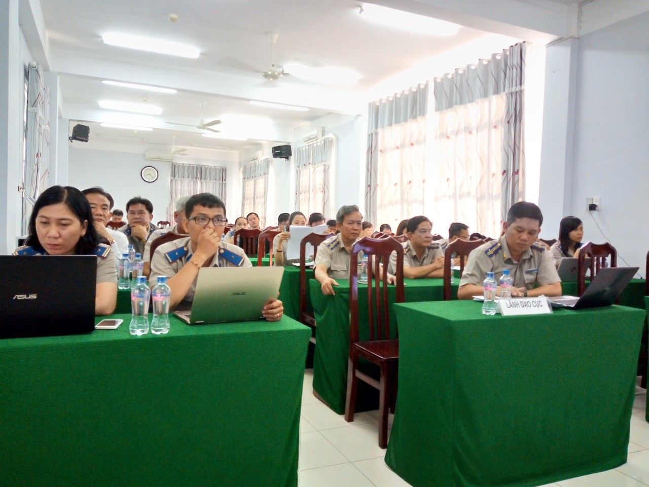 Tập huấn Phần mềm Hệ thống Quản lý văn bản, điều hành và Phần mềm Hỗ trợ trực tuyến thi hành án dân sự