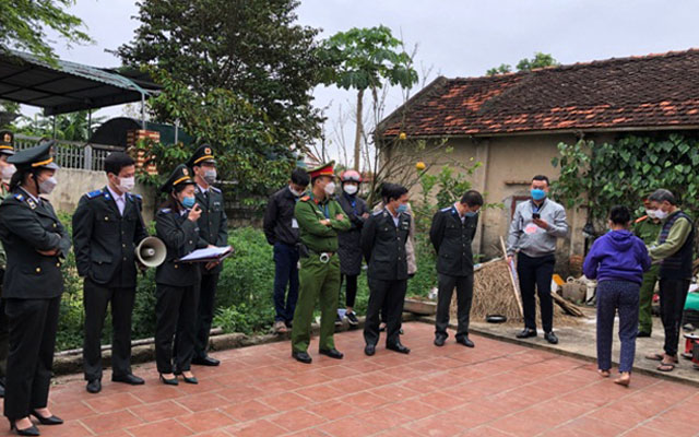 Chi cục THADS huyện Thiệu Hóa tổ chức cưỡng chế kê biên tài sản thành công