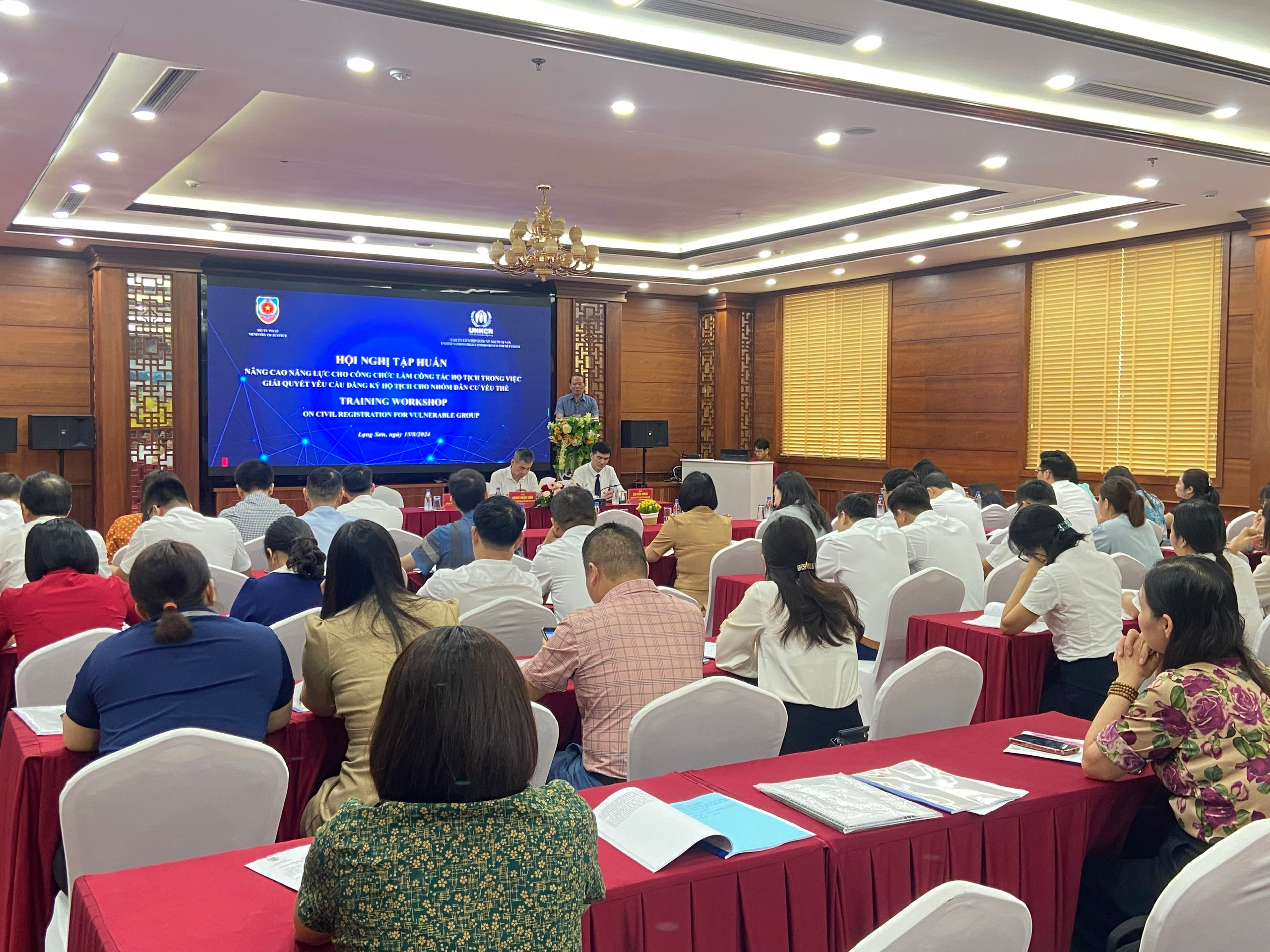 Ảnh đại diện Hội nghị huấn nâng cao năng lực cho công chức làm công tác hộ tịch trong việc giải quyết yêu cầu đăng ký hộ tịch cho nhóm dân cư yếu thế