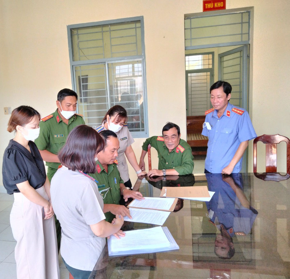 Cục Thi hành án dân sự tỉnh Đồng Tháp thực hiện tiêu hủy ma túy khối lượng lớn