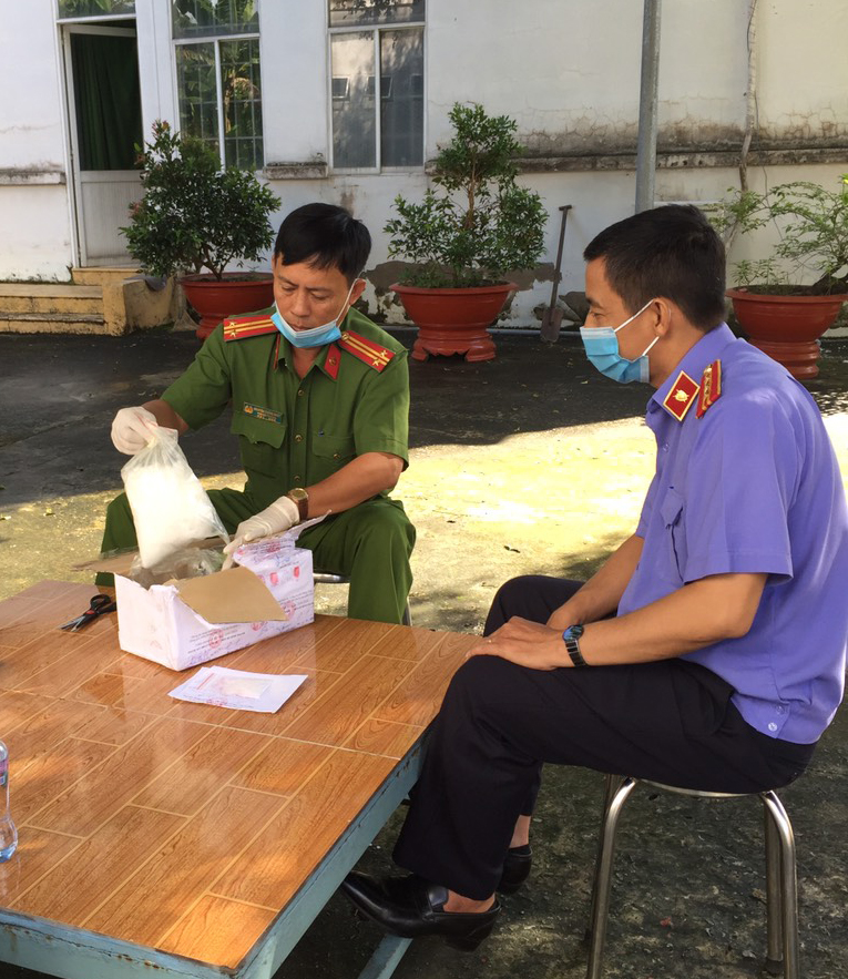 Tiêu hủy vật chứng ma túy