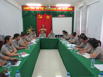 Họp giao ban về công tác tiếp công dân, giải quyết khiếu nại, tố cáo; phòng chống tiêu cực, tham nhũng và bồi thường nhà nước trong hoạt động THADS