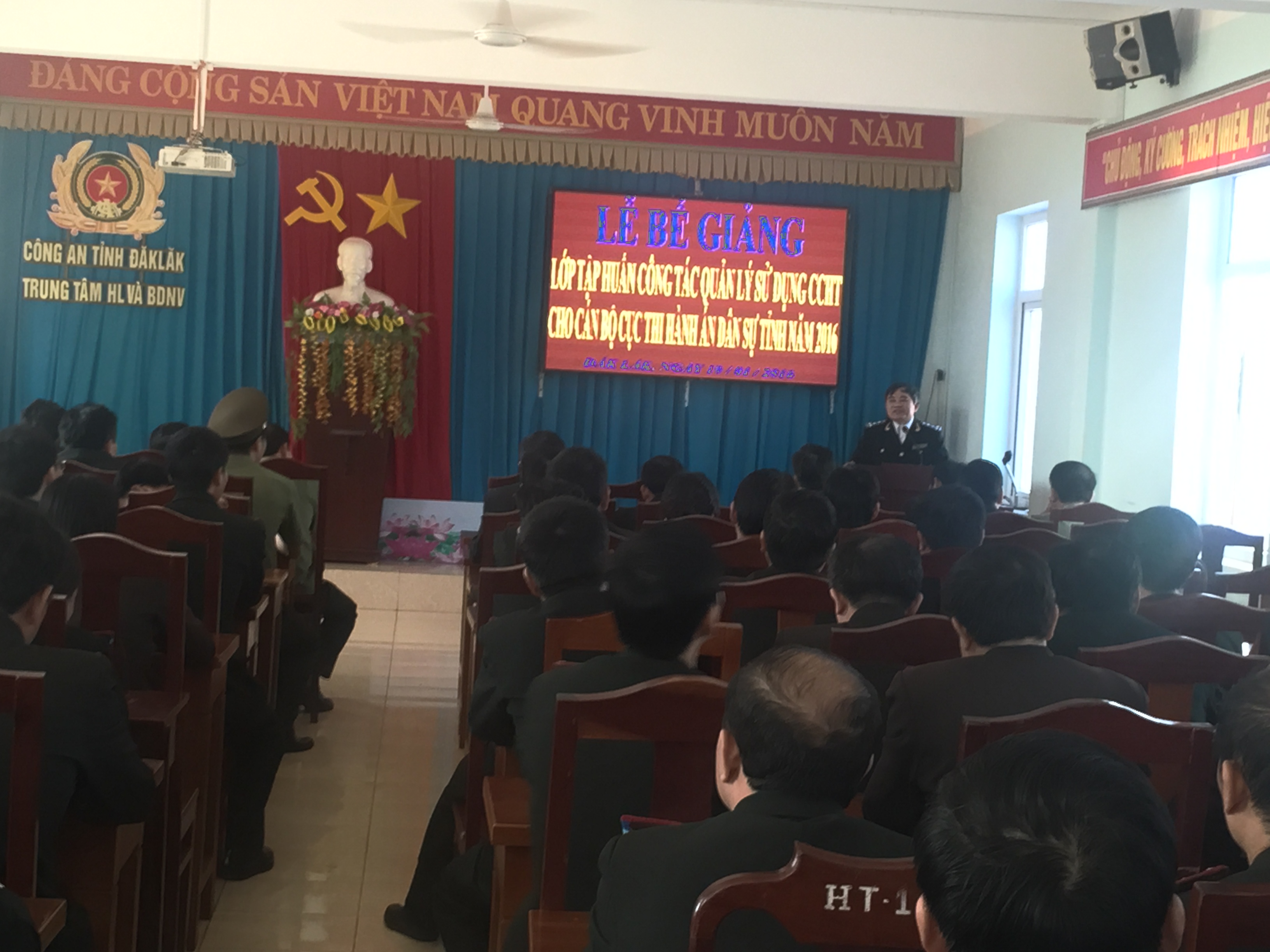 Tập huấn công tác quản lý, sử dụng công cụ hỗ trợ