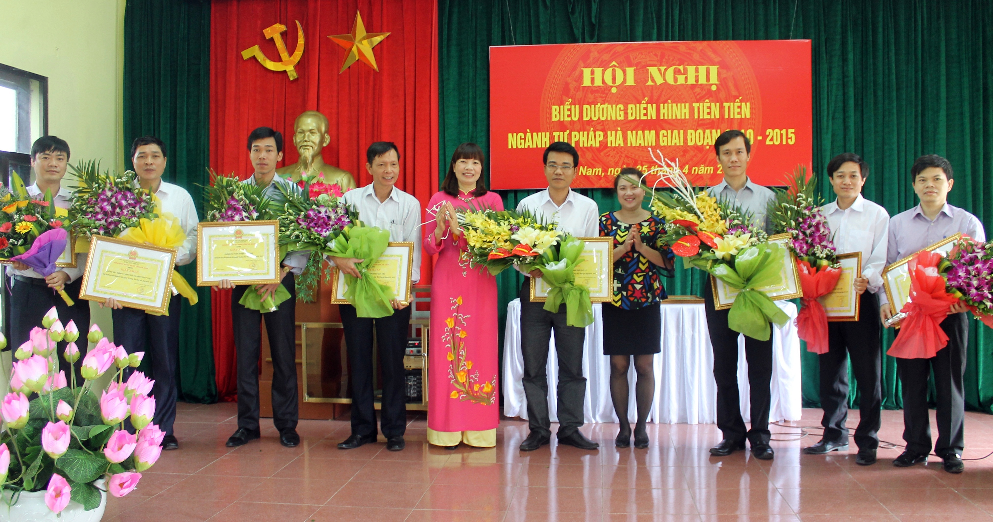 Ngành Tư pháp Hà Nam: triển khai tốt công tác thi đua, khen thưởng và xây dựng điển hình tiên tiến