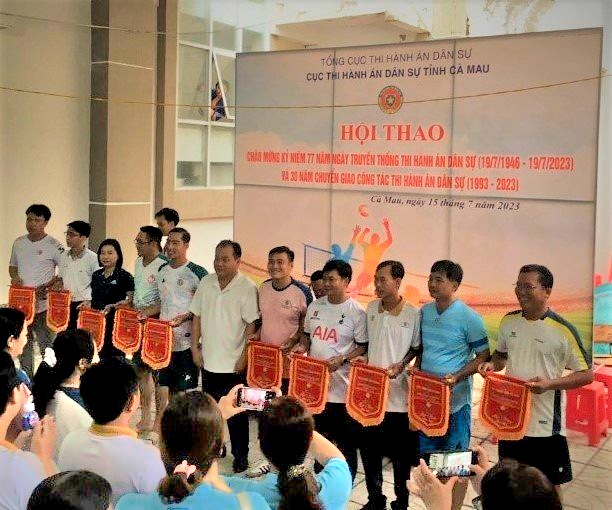 Cục THADS tỉnh Cà Mau tổ chức các hoạt động nhân dịp Kỷ niệm 77 năm Ngày Truyền thống Thi hành án dân sự (19/7/1946 – 19/7/2023) và 30 năm chuyển giao công tác thi hành án dân sự  (1993 – 2023)