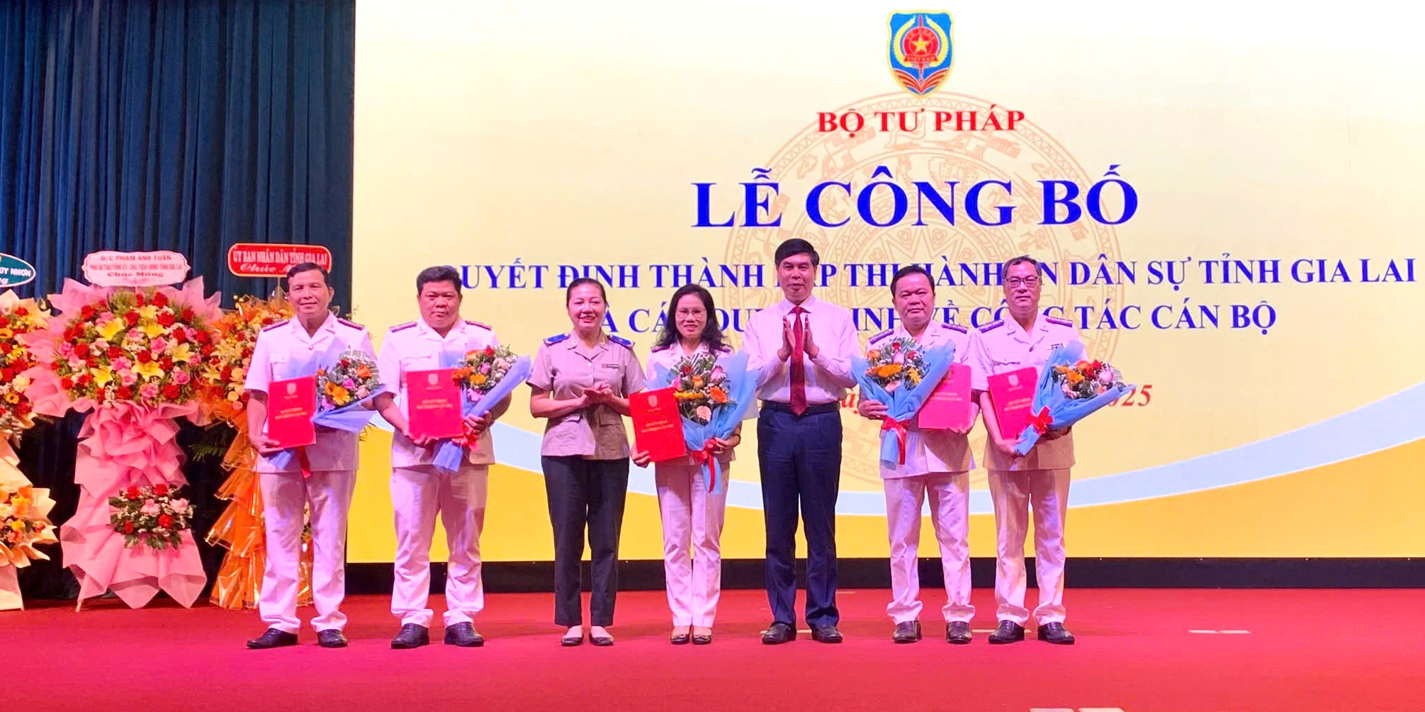 Bộ Tư pháp: Công bố quyết định thành lập Thi hành án dân sự tỉnh Gia Lai và quyết định bổ nhiệm cán bộ