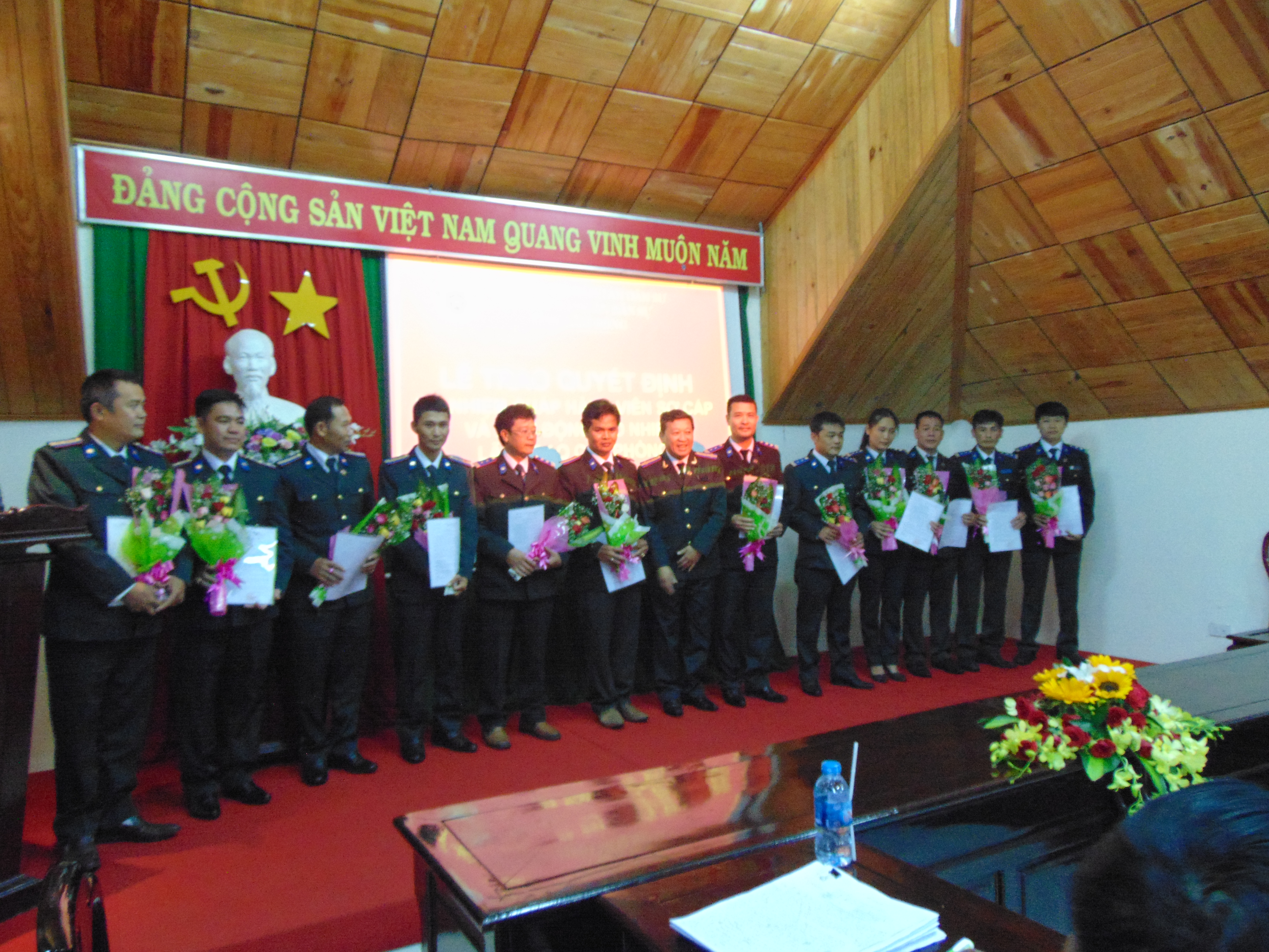 Lễ trao Quyết định bổ nhiệm Chấp hành viên sơ cấp