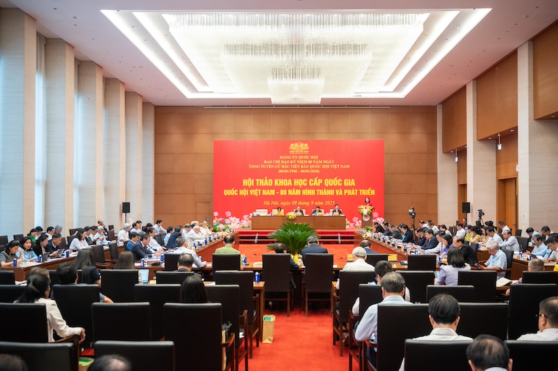 Quốc hội không ngừng đổi mới, phát huy ý chí, khát vọng và sức mạnh đại đoàn kết dân tộc