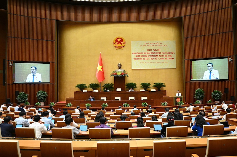 Hội nghị đại biểu Quốc hội chuyên trách lần thứ 8, nhiệm kỳ khóa XV