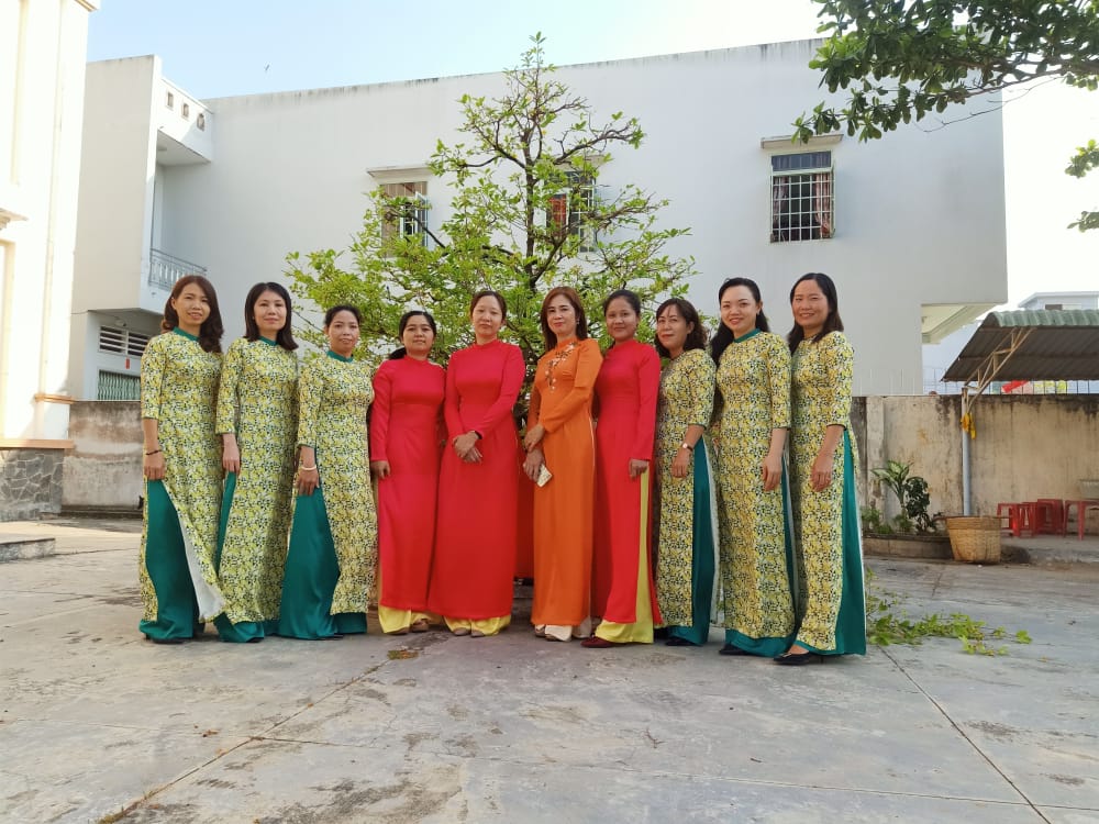 CỤC THADS TỈNH AN GIANG HƯỞNG ỨNG HOẠT ĐỘNG “TUẦN LỄ ÁO DÀI” CỦA TRUNG ƯƠNG HỘI PHỤ NỮ VIỆT NAM VÀ CÔNG ĐOÀN CỦA BỘ TƯ PHÁP.