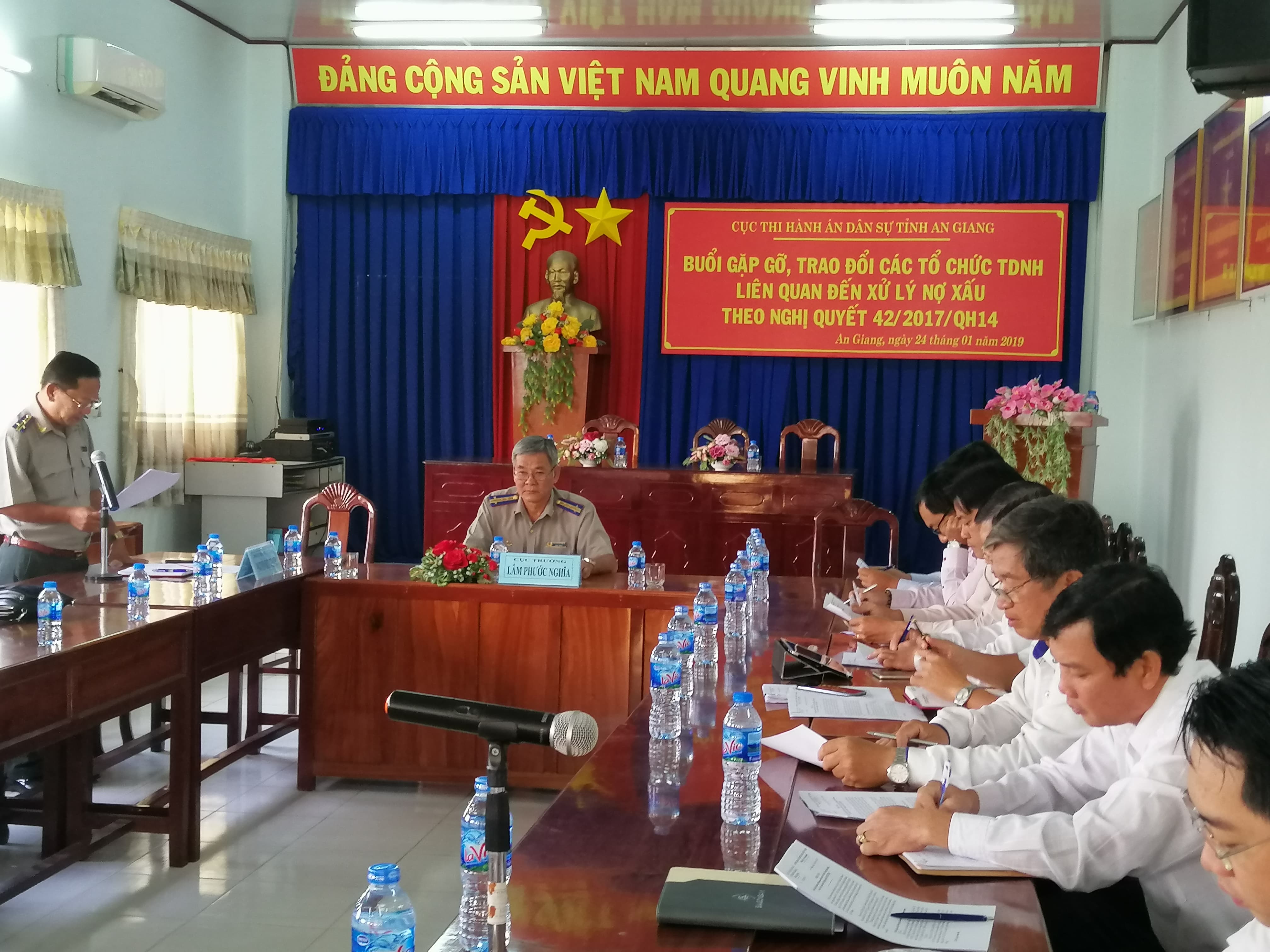 Cục Thi hành án dân sự tổ chức buổi gặp gỡ, trao đổi với các tổ chức Tín dụng – Ngân hàng liên quan đến xử lý nợ xấu theo NQ 42/2017/QH14.