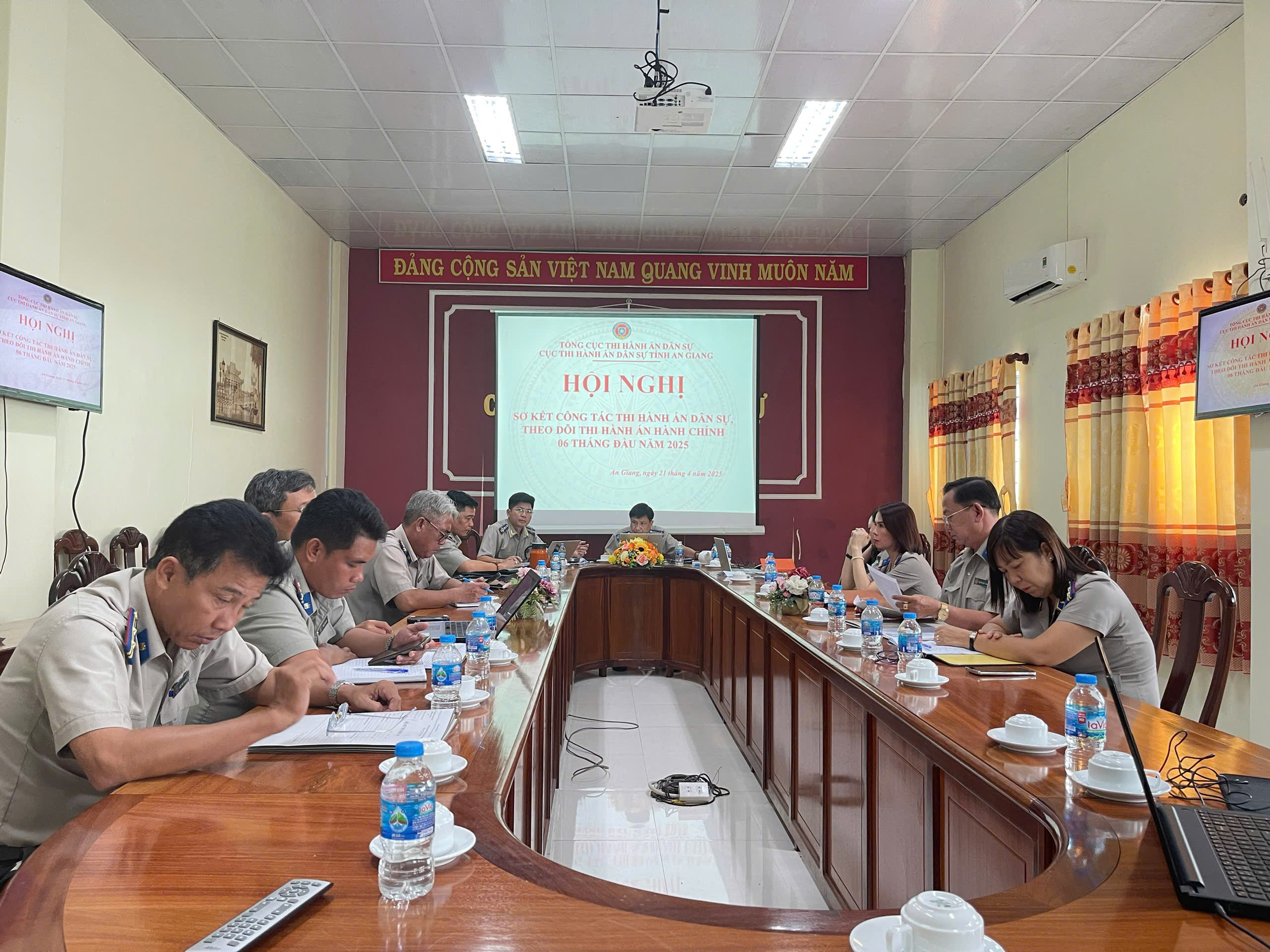 Cục THADS tỉnh An Giang tổ chức Hội nghị sơ kết công tác thi hành án dân sự, theo dõi thi hành án hành chính 06 tháng đầu năm 2025