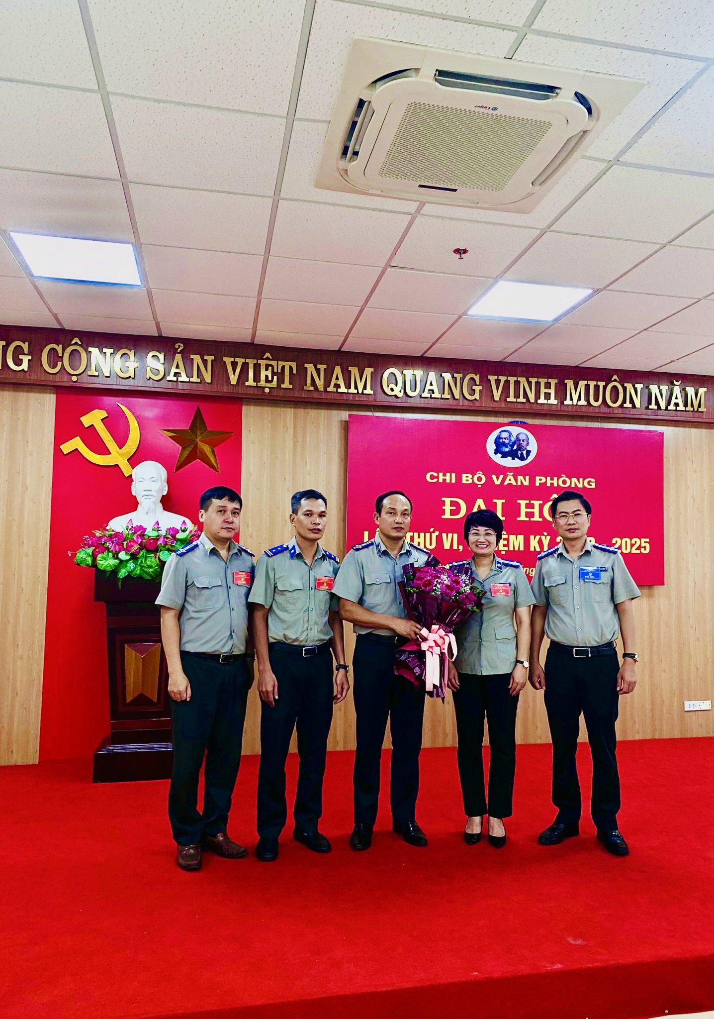 Đại hội Chi bộ Văn phòng lần thứ VI, nhiệm kỳ 2022 - 2025