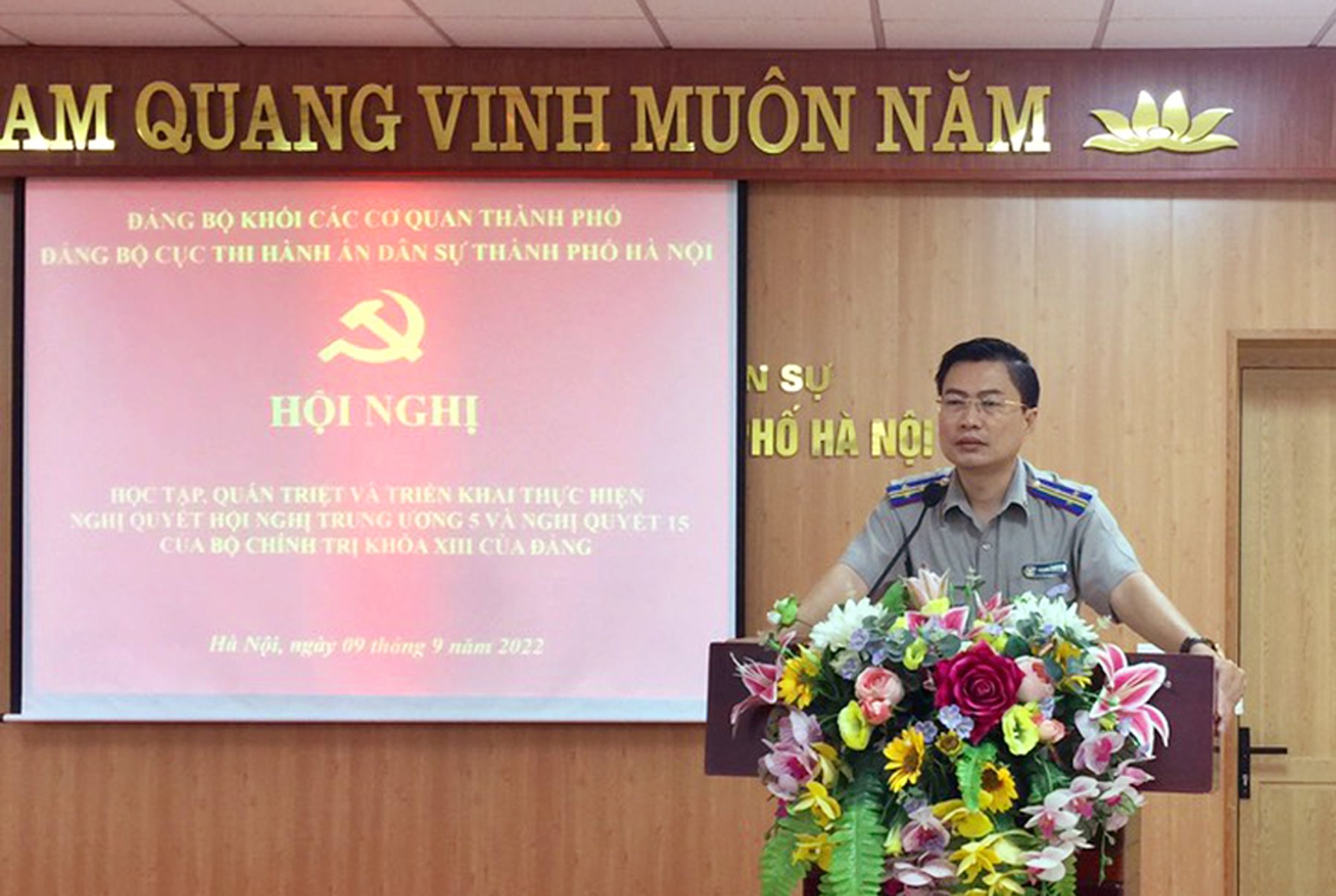 ĐẢNG BỘ CỤC THI HÀNH ÁN DÂN SỰ THÀNH PHỐ HÀ NỘI TỔ CHỨC HỘI NGHỊ HỌC TẬP, QUÁN TRIỆT, TRIỂN KHAI THỰC HIỆN NGHỊ QUYẾT HỘI NGHỊ LẦN THỨ 5 CỦA BAN CHẤP HÀNH TRUNG ƯƠNG ĐẢNG KHÓA XIII VÀ NGHỊ QUYẾT SỐ 15-NQ/TW CỦA BỘ CHÍNH TRỊ