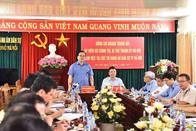 Đồng chí Bí thư Thành ủy Hà nội về thăm và làm việc với Cục Thi hành án dân sự Thành phố