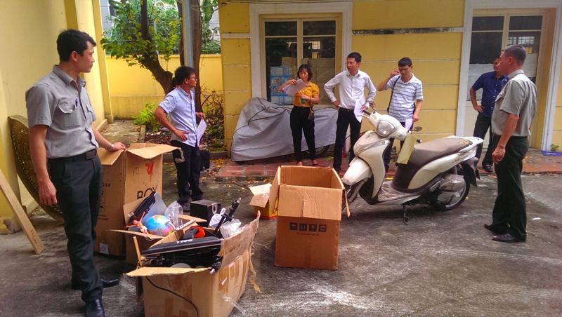 Cục Thi hành án dân sự thành phố Hà Nội  Tổ chức tiêu hủy và sung công tang vật định kỳ tháng 8/2018