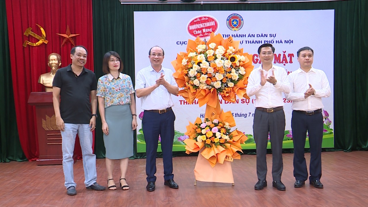 Cục Thi hành án dân sự thành phố Hà Nội bế mạc Hội khỏe lần 1 năm 2023 và tổ chức buổi gặp mặt kỷ niệm 77 năm ngày Truyền thống Thi hành án dân sự (19/7/1946 – 19/7/2023) và 30 năm chuyển giao công tác Thi hành án dân sự (1993-2023)