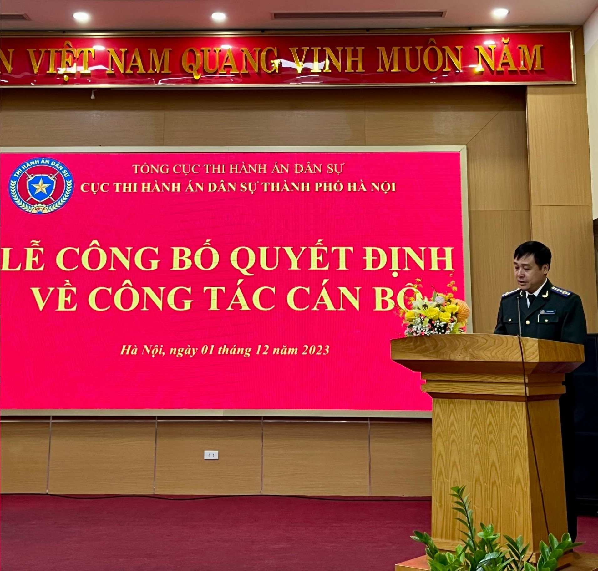 Lễ công bố Quyết định bổ nhiệm Chi cục trưởng Chi cục Thi hành án dân sự huyện Sóc Sơn, thành phố Hà Nội và trao Quyết định nghỉ hưu đối với Chi cục trưởng Chi cục Thi hành án dân sự huyện Sóc Sơn, thành phố Hà Nội.