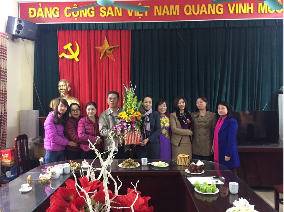 Công đoàn Chi cục Thi hành án dân sự huyện Hoài Đức tổ chức Tọa đàm nhân ngày Quốc tế Phụ nữ 8/3