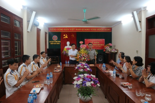 Chi cục Thi hành án dân sự quận Hai Bà Trưng tổ chức lễ kỷ niệm 73 năm ngày truyền thống Thi hành án dân sự