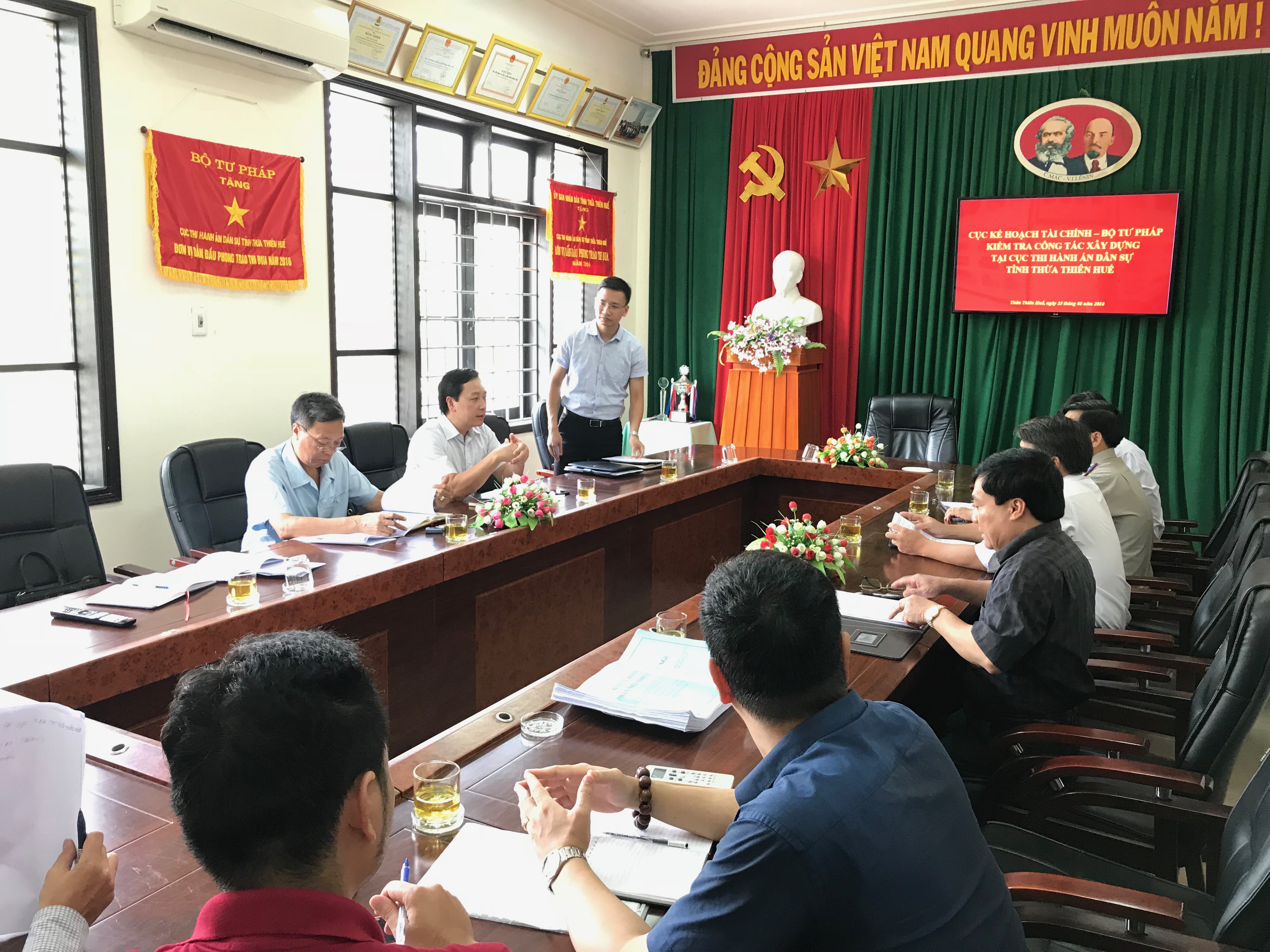 Cục Kế hoạch tài chính – Bộ Tư pháp kiểm tra tình hình chất lượng và công tác quản lý chất lượng công trình tại tỉnh Thừa Thiên Huế