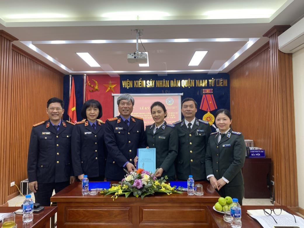 Chi cục THADS quận Nam Từ Liêm ký Quy chế phối hợp liên ngành với VKSND quận Nam Từ Liêm
