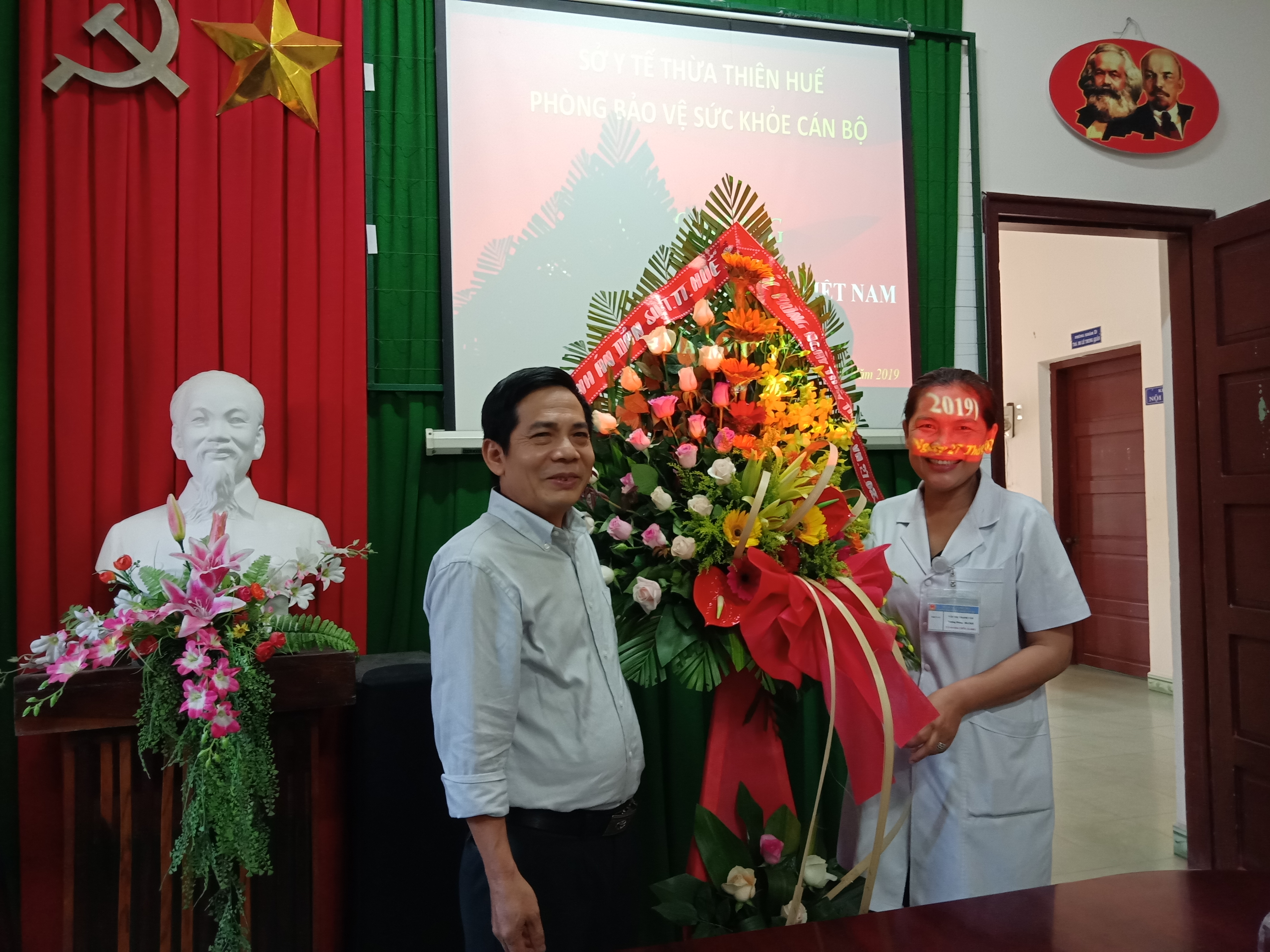 Cục Thi hành án dân sự tỉnh chúc mừng Ngày Thầy thuốc Việt Nam 27/02