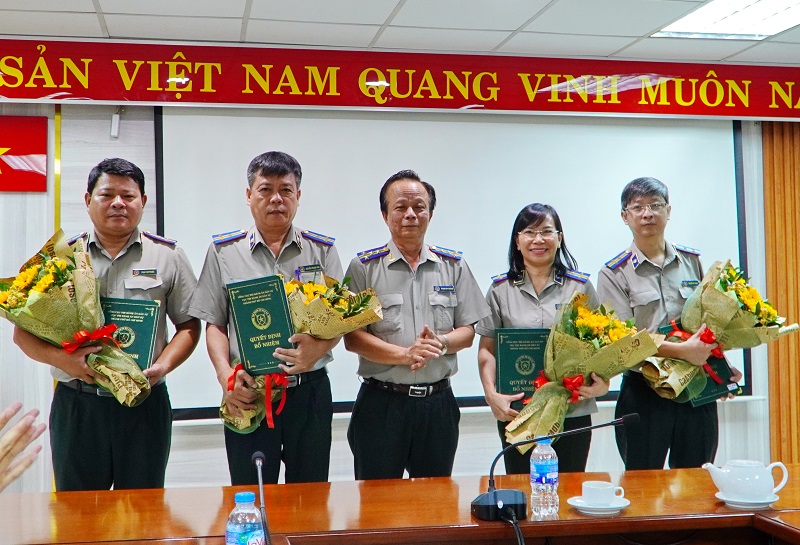 Cục Thi hành án dân sự TP. Hồ Chí Minh công bố các Quyết định về công tác cán bộ