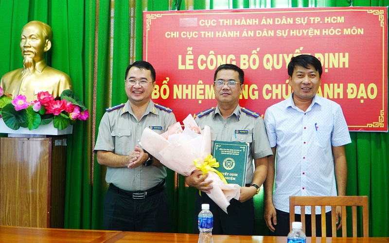 Thành phố Hồ Chí Minh công bố và trao Quyết định bổ nhiệm Chi cục trưởng Chi cục THADS huyện Hóc Môn