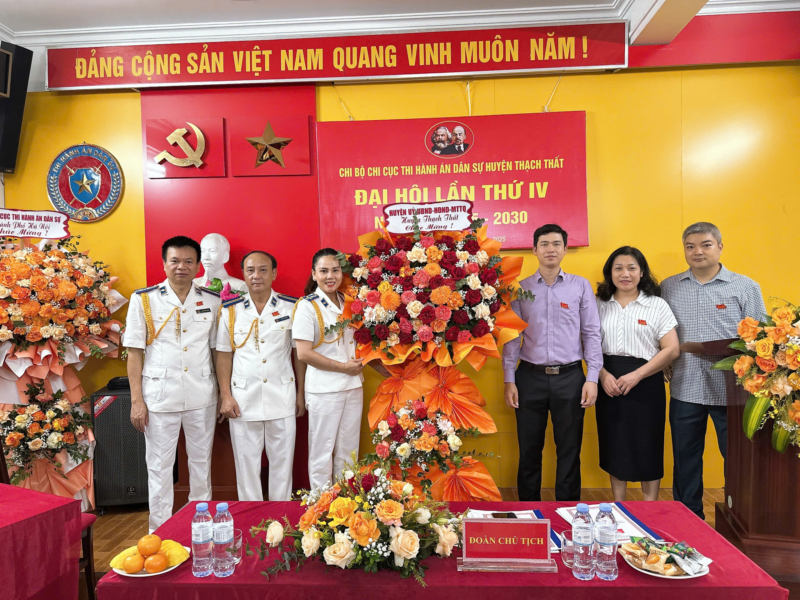 Chi bộ Chi cục Thi hành án dân sự huyện Thạch Thất tổ chức thành công Đại hội nhiệm kỳ 2025–2030