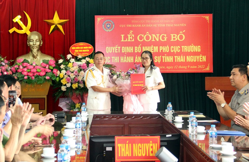 Thái Nguyên: Trao Quyết định bổ nhiệm Phó Cục trưởng Cục THADS tỉnh