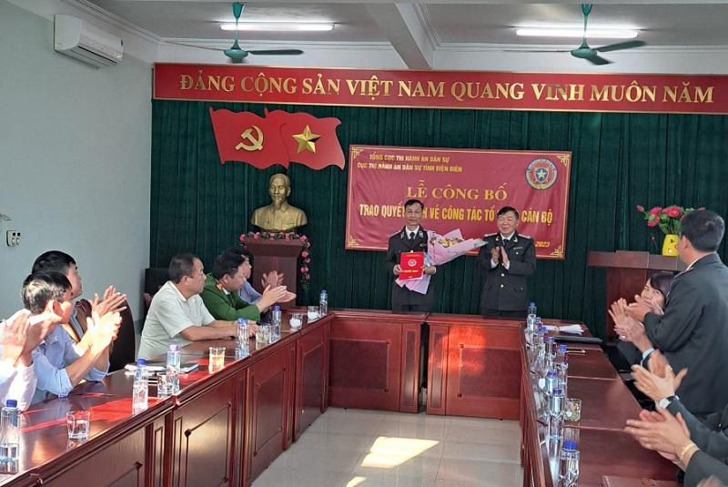 Cục Thi hành án dân sự tỉnh Điện Biên tổ chức Lễ công bố, trao Quyết định điều động, bổ nhiệm Chi cục trưởng Chi cục THADS huyện Mường Nhé, tỉnh Điện Biên