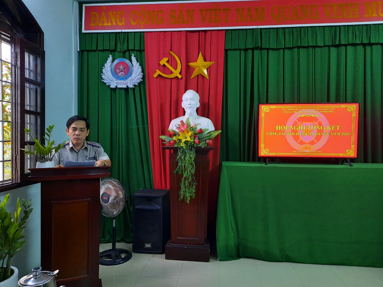 Chi cục Thi hành án dân sự thành phố Huế tổ chức Hội nghị Tổng kết công tác Thi hành án dân sự năm 2020 và Hội nghị công chức, người lao động năm 2021.