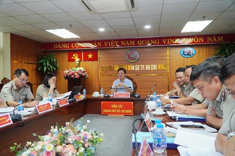 Bộ Tư pháp làm việc với Cục THADS Thành phố Hồ Chí Minh về tình hình công tác chuẩn bị tổ chức thi hành án vụ Vạn Thịnh Phát