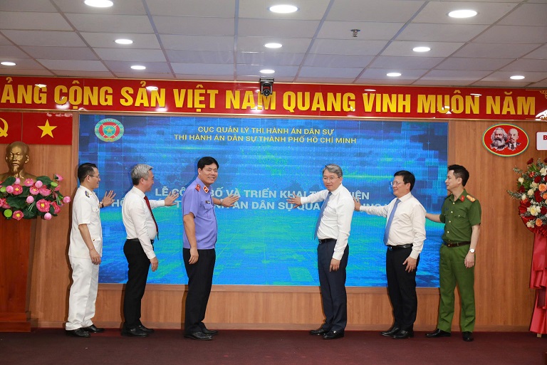 TP. Hồ Chí Minh: Triển khai Hệ thống thông báo THADS qua ứng dụng VNeID