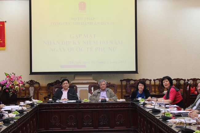 Tổng cục Thi hành án dân sự tổ chức gặp mặt nhân dịp kỷ niệm 103 năm ngày Quốc tế phụ nữ 08/3.