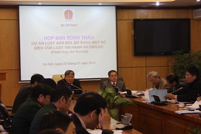 Ban soạn thảo Dự án Luật sửa đổi, bổ sung một số điều của Luật Thi hành án dân sự họp phiên thứ hai