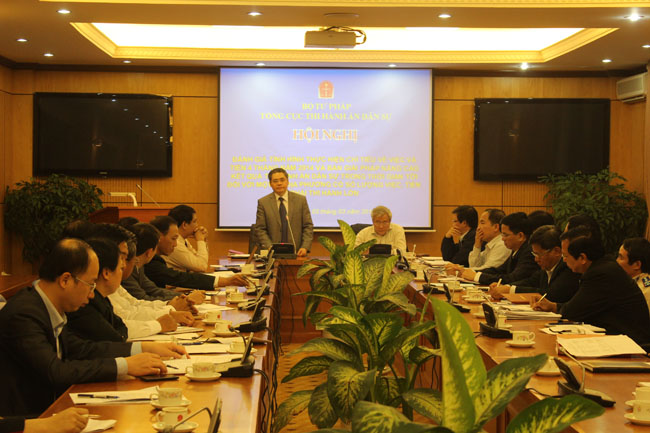 Tổng cục Thi hành án dân sự - Bộ Tư pháp tổ chức Hội nghị đánh giá chỉ tiêu về việc và tiền 4 tháng năm 2014 đối với một số địa phương có lượng việc tiền phải thi hành lớn