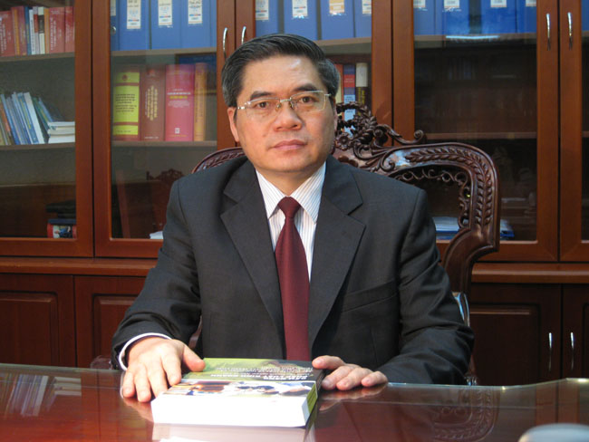 Thứ trưởng Bộ Tư pháp - Đinh Trung Tụng: “Xử lý nghiêm những trường hợp vi phạm, nhũng nhiễu, gây phiền hà trong thi hành án dân sự”