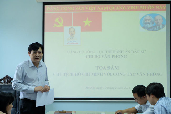 Nhân kỷ niệm 125 năm Ngày sinh của Chủ tịch Hồ Chí Minh (19/5/1890– 19/5/2015), ngày 19/5, Chi bộ Văn phòng Tổng cục tổ chức Tọa đàm “Chủ tịch Hồ Chí Minh với công tác văn phòng”. 