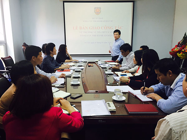 Bàn giao công tác Lãnh đạo Vụ Tổ chức cán bộ, Tổng cục Thi hành án dân sự